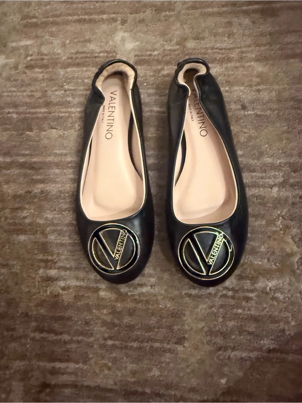 Valentino Black Leather Logo Ballet Flats - Picture 2 of 4
